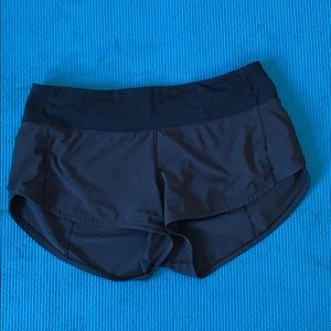 Lululemon speed up shorts 2.5 inch
